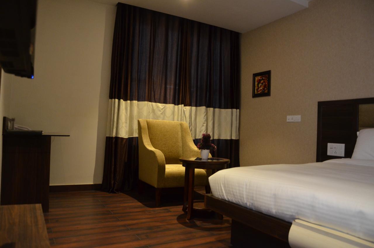 Hotel Fortune Blue Sikar Экстерьер фото